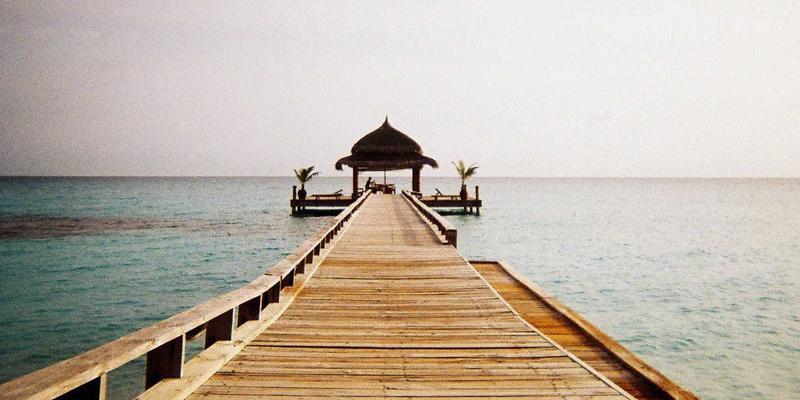 M-FETI技术解析：意图驱动网络（IDN）如何用AI重塑下一代网络运维