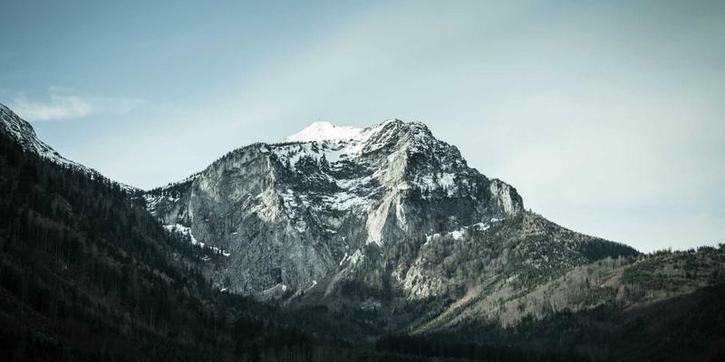 网络技术演进与共享:驱动数字化转型的核心IT资源
